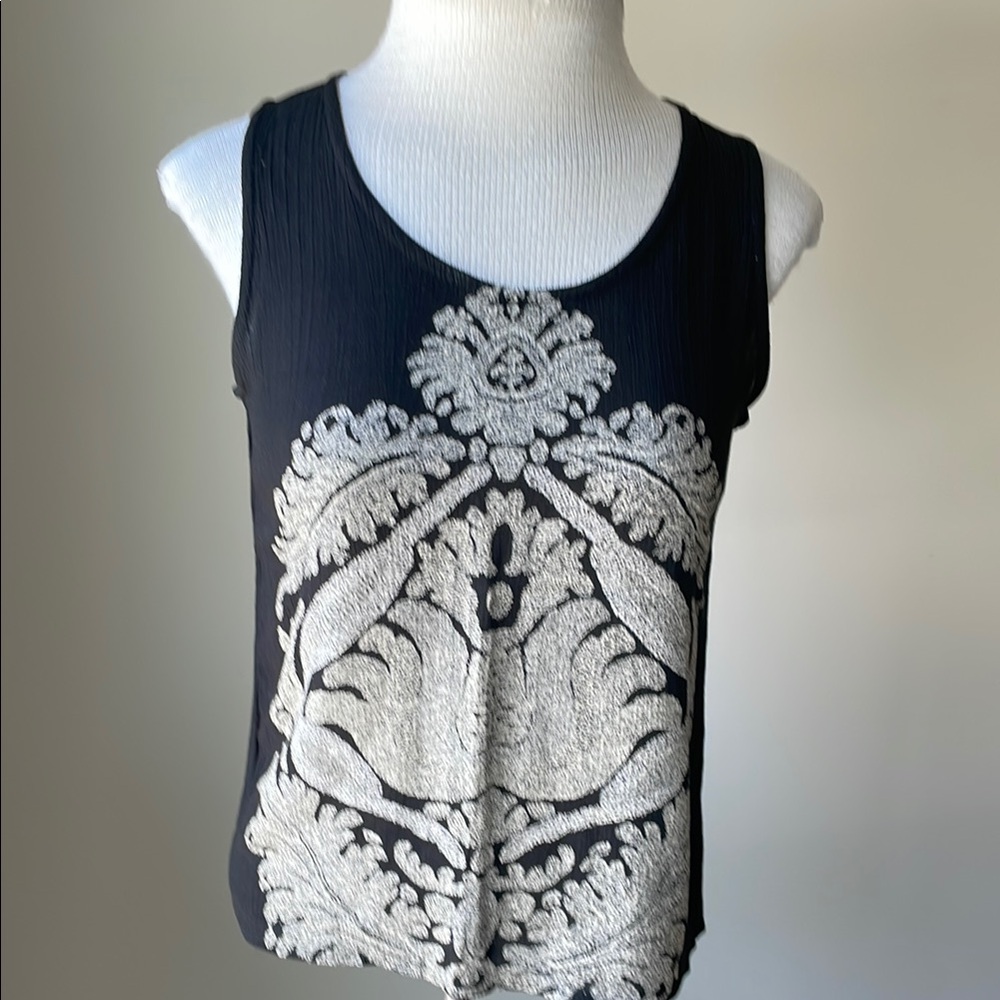 Black Graphic Sleeveless Tank Top